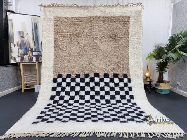 Beige and Black Checkered pattern Rug, Moroccan Beni Ourain Rug – photo 3
