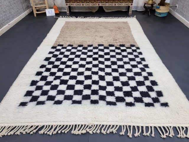 Beige and Black Checkered pattern Rug, Moroccan Beni Ourain Rug – photo 5