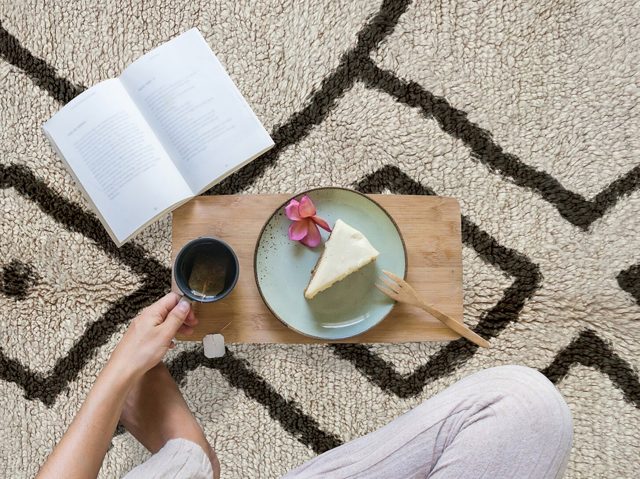 Beni Ourain style Berber wool rug – photo 6