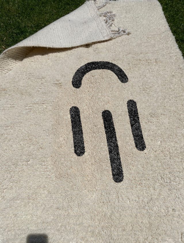 Handcrafted Beniourain Rug with Traditional Berber Sign – photo 5