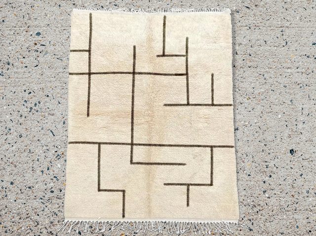 Moroccan Beni Ourain Rug with Crossed Black Lines – photo 7